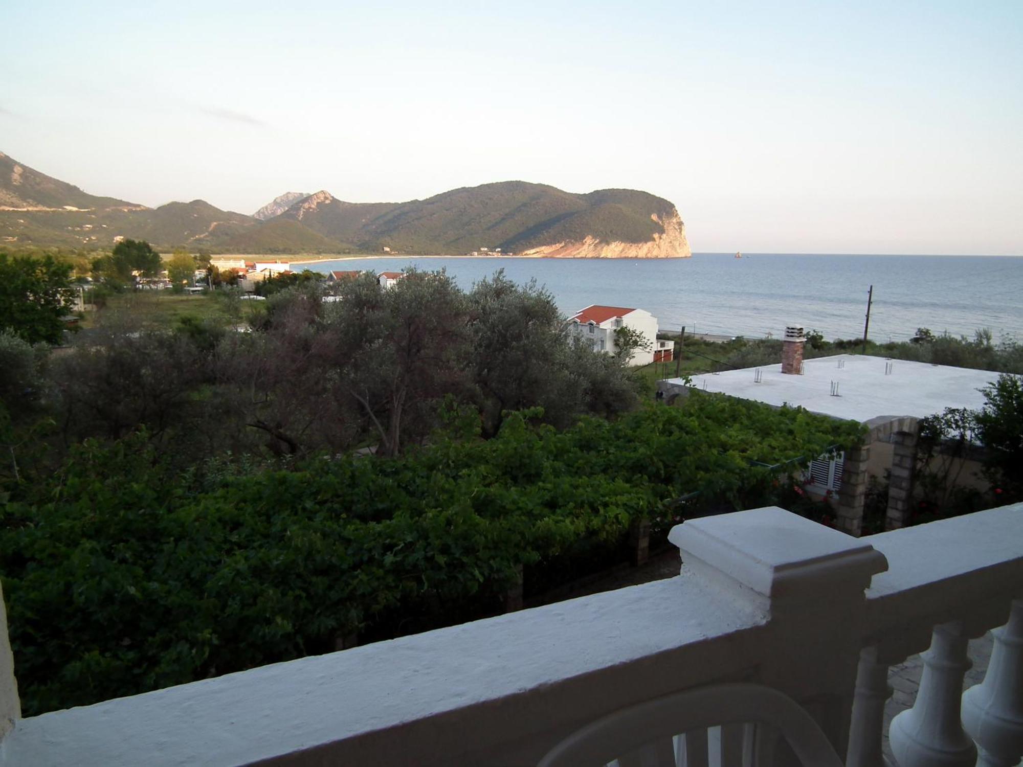 Castellamare Residence Petrovac Kültér fotó