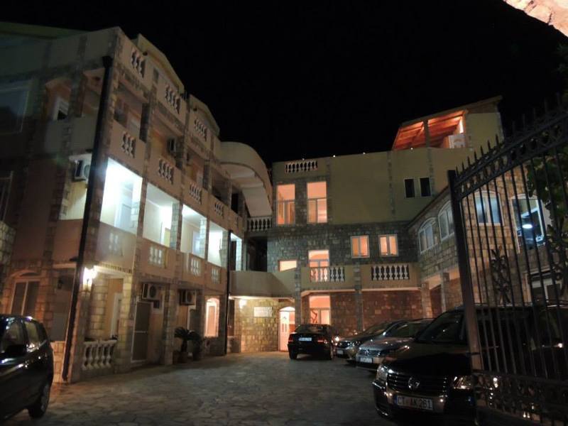 Castellamare Residence Petrovac Kültér fotó