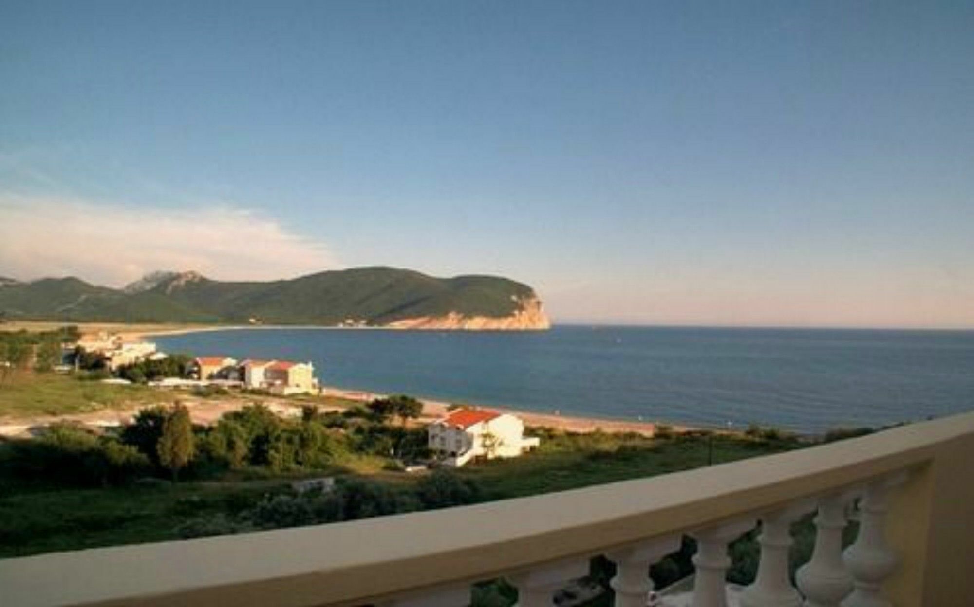 Castellamare Residence Petrovac Kültér fotó