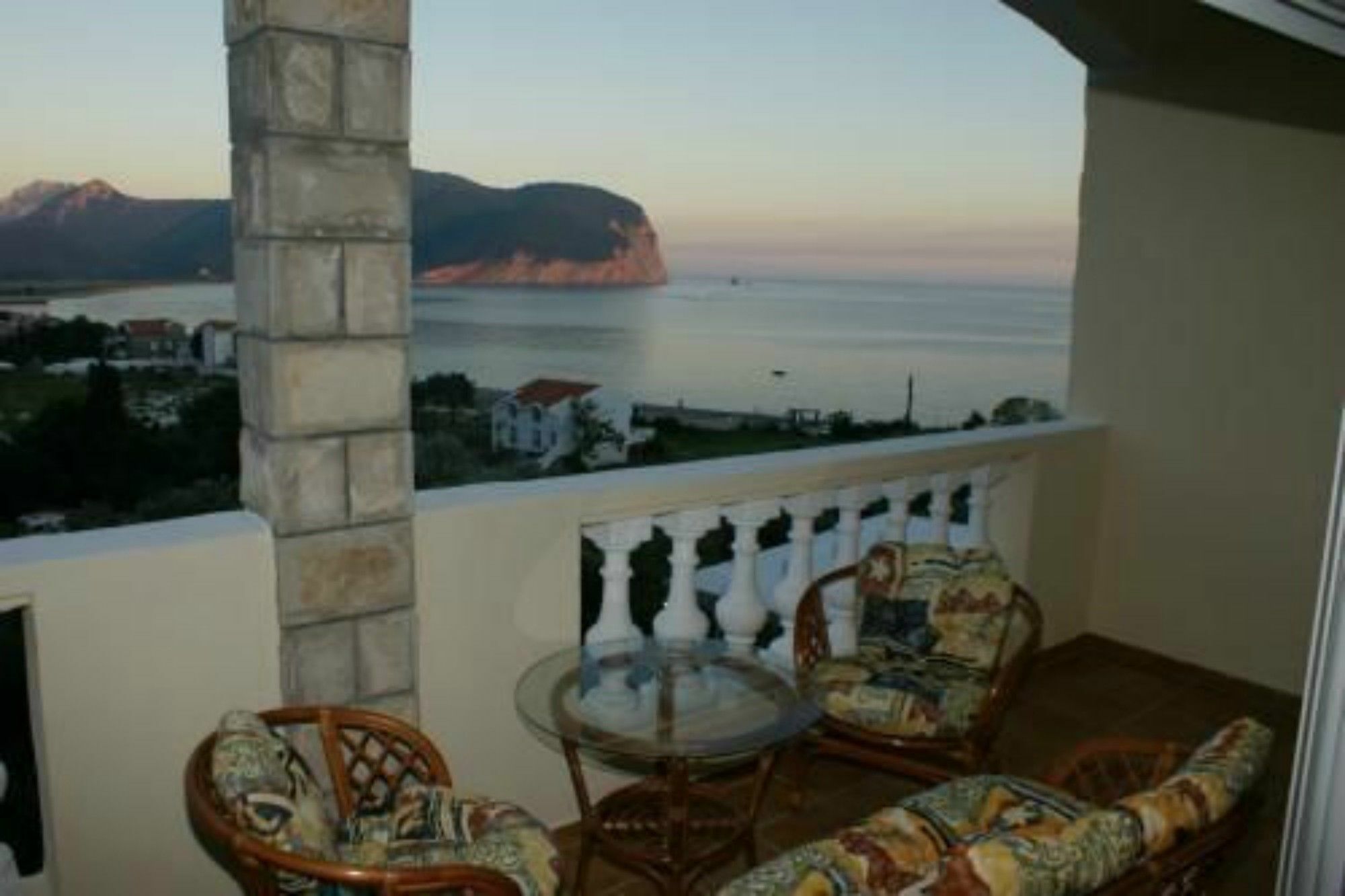 Castellamare Residence Petrovac Kültér fotó
